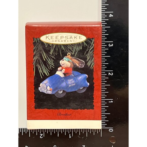 1994 HALLMARK KEEPSAKE ORNAMENT QX551-6 BROTHER CAR PUPPY DOG - Picture 1 of 8